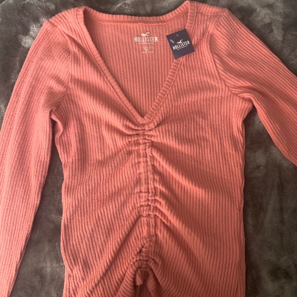 hollister long sleeve top